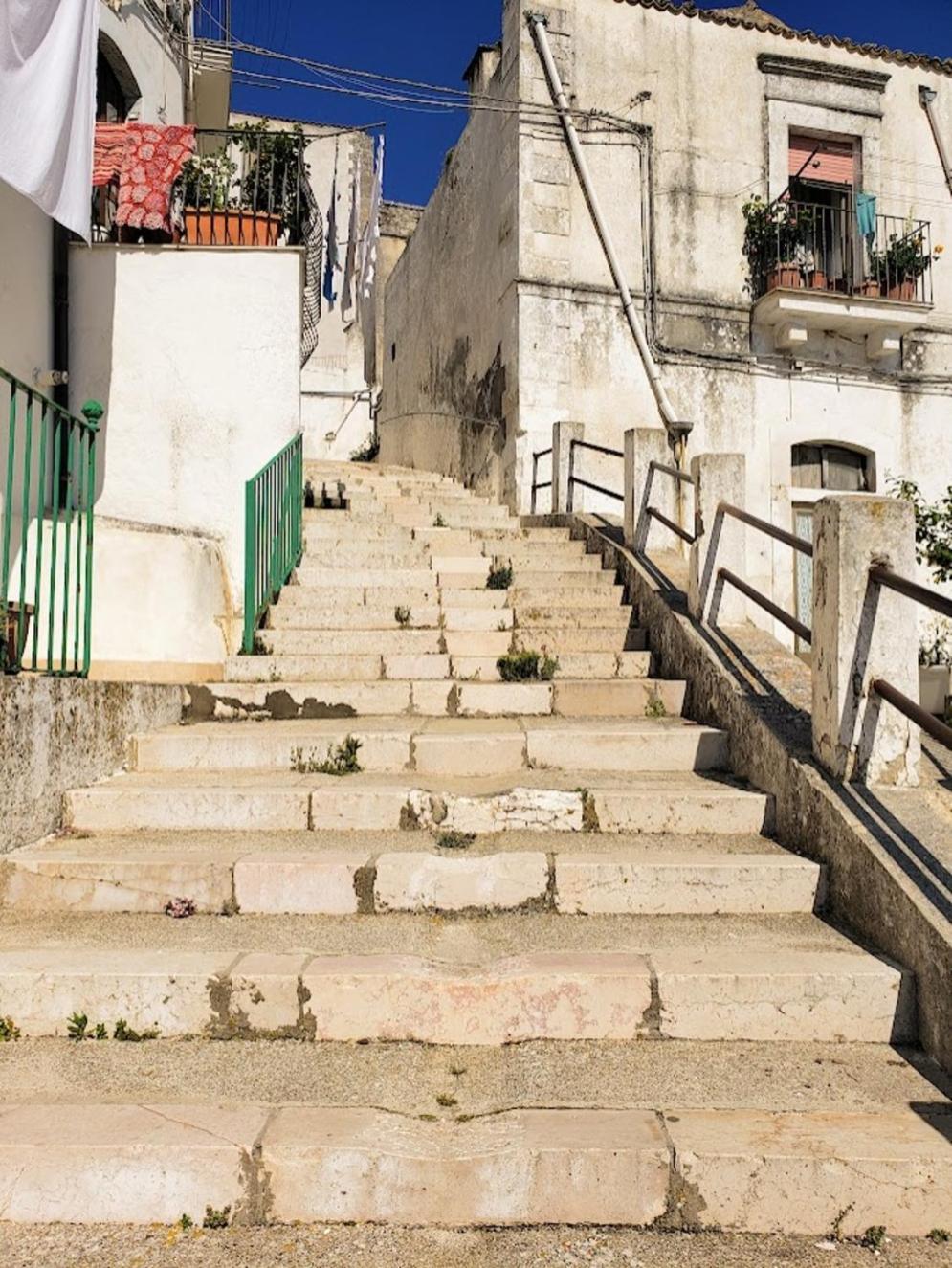 فيلا Casa Rione Medievale Monte SantʼAngelo المظهر الخارجي الصورة